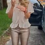 Hay escenas que duran segundos, pero retratan décadas enteras.