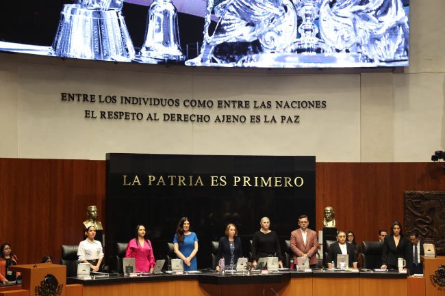 Guarda la Comisión Permanente minuto de silencio por deceso del exdiputado y exsenador Arturo Herviz Reyes
