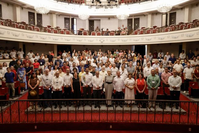 Veracruz recibe a historiadores de 15 países; Pozos Castro destaca el valor de la historia para comprender el presente